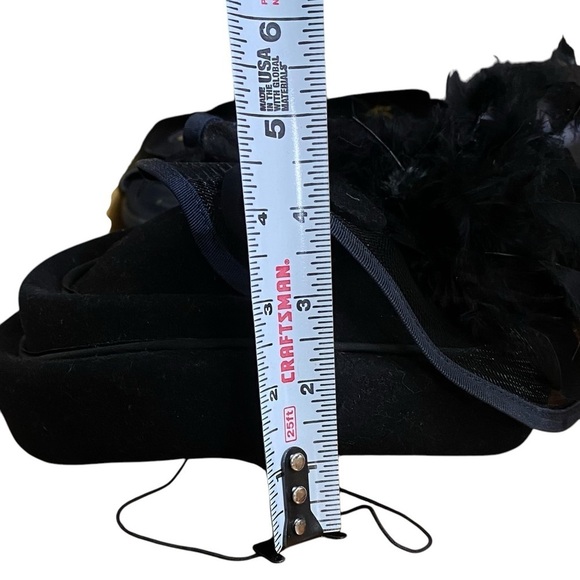 VINTAGE BLACK HAT FASCINATOR FEATHERS MADE IN USA 100% WOOL COSPLAY - Picture 9 of 12